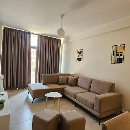 3 Modern For Big Groups Or Families شقة *