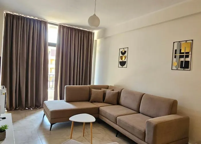 3 Modern For Big Groups Or Families דירה *